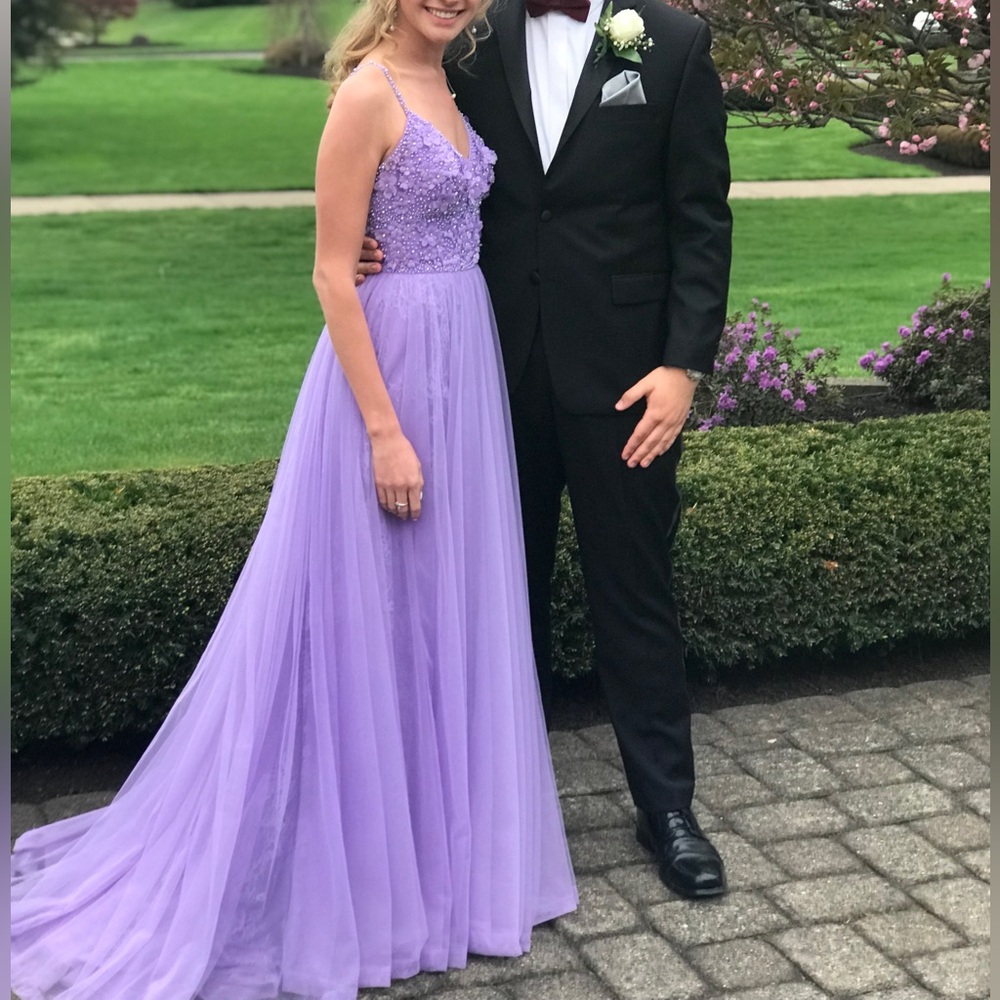 Sherri Hill Size 4 Lavender Prom Gown Formal Wedding guest dress